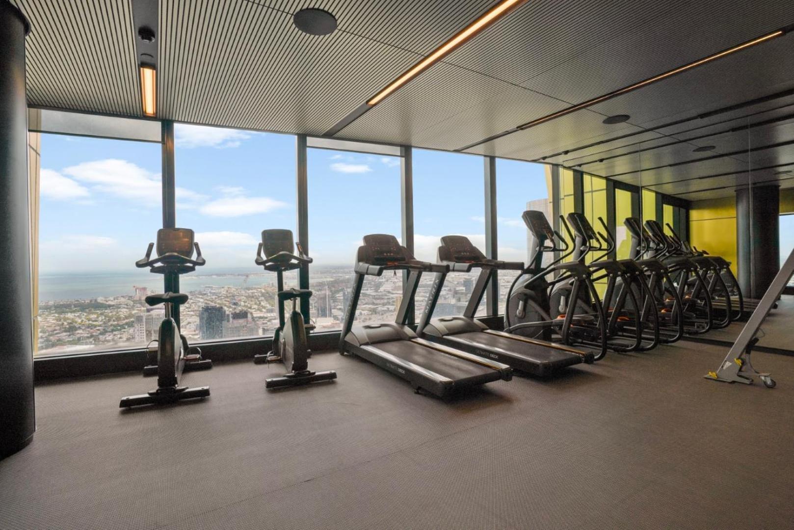 Apartment Luxury Retreat In The Heart Of Southbank
